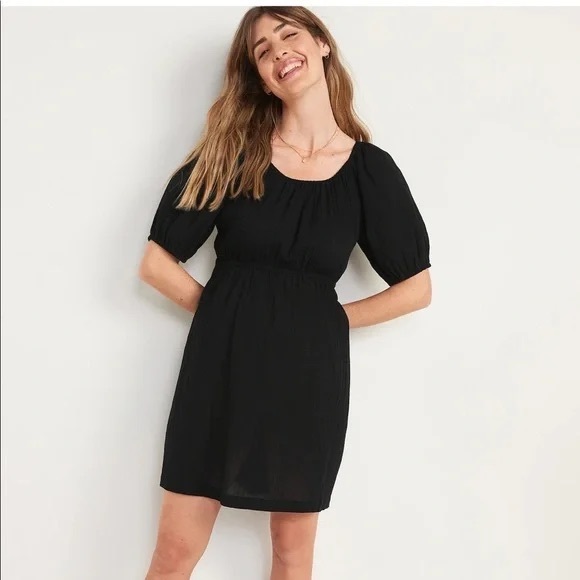 Old Navy Dresses & Skirts - NWT Old Navy Open Tie Back Dress